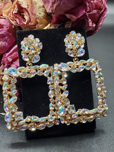 Load image into Gallery viewer, Iridescent Marquise Stone Cluster Earring
