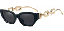 Load image into Gallery viewer, Vintage Vibes Sunglasses LAST PAIR
